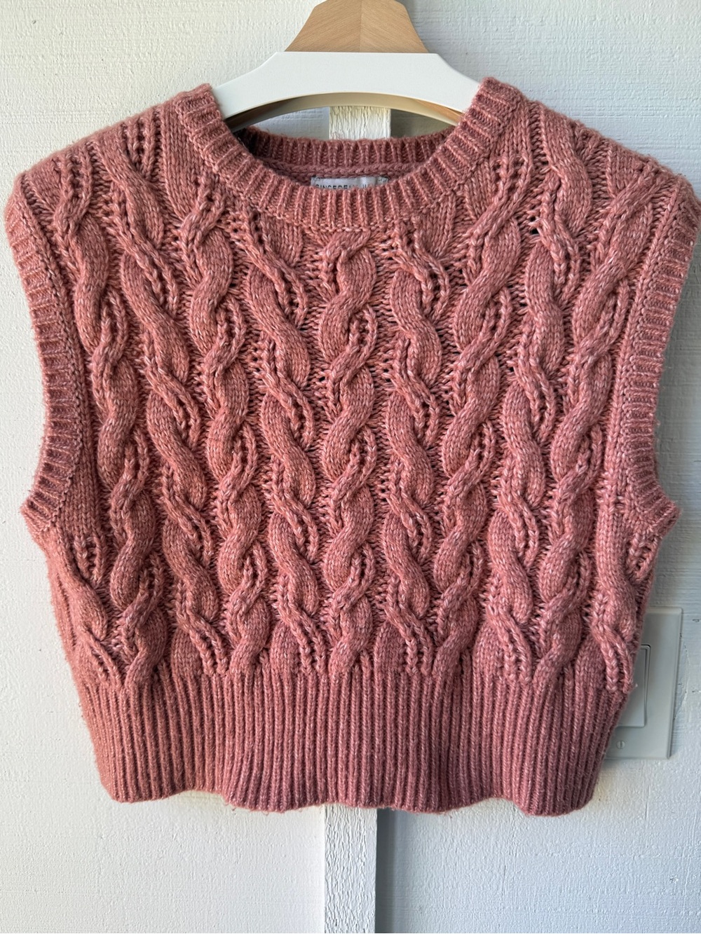 Peaches & Cream Cable Knit Cropped Sweater Vest | Sincerely Jules | Size Small
